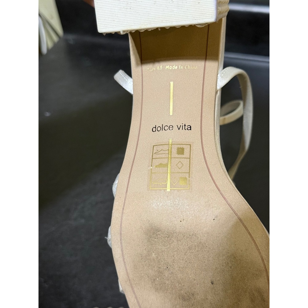 Dolce Vita Satin Pearl Block Heel Bridal Sandals Ivory Square Toe Size 8.5 Party - Picture 9 of 9